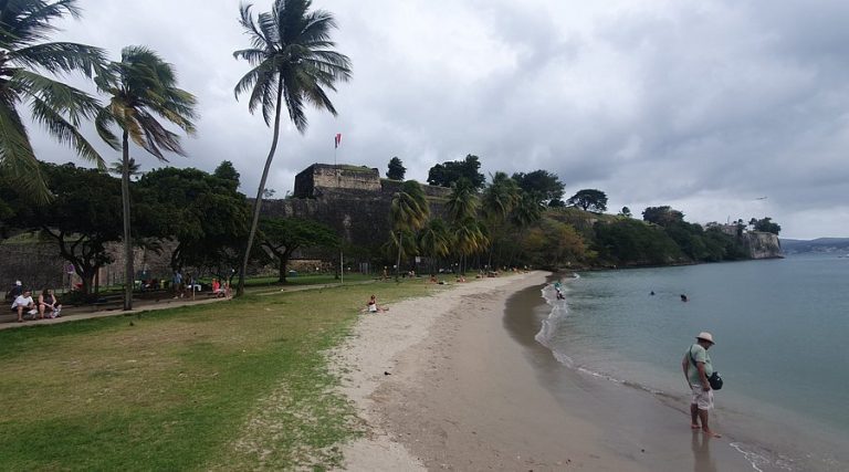 Plage La Française Martinique à Fort-de-France
