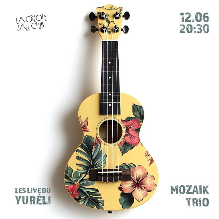 Mozaik Trio en concert le 12 juin 2025 à La Créole Jazz Club, Yuréli by night, plage de La Créole Beach Hôtel & SPA. Répertoire instrumental Smooth Jazz avec Ludgy Cherod (guitare), Loïc Souriant (basse), et Julianis Négrit (batterie).